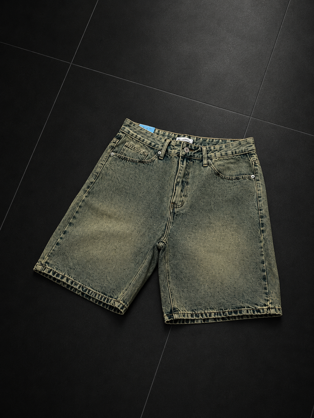 Bermuda denim club