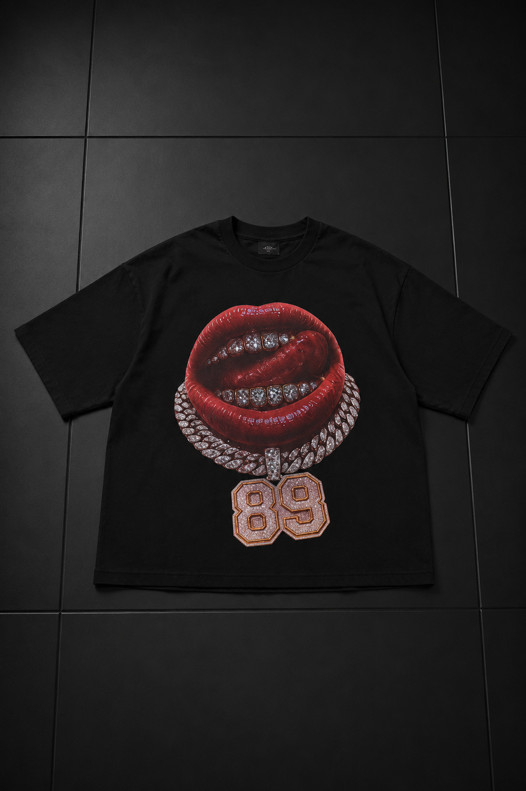 T-shirt Kiss nera
