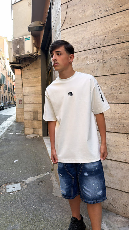 T-shirt only retriever