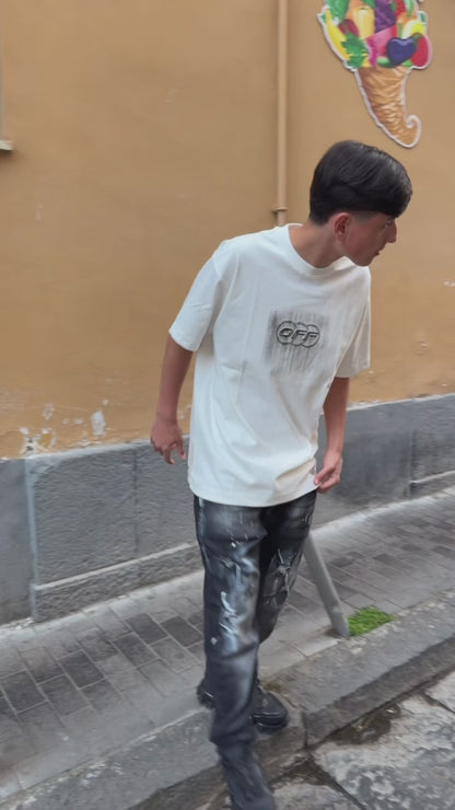 T-shirt off
