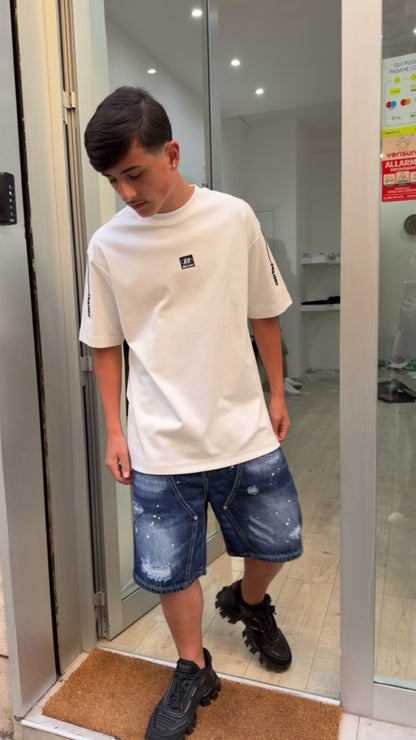 T-shirt only retriever